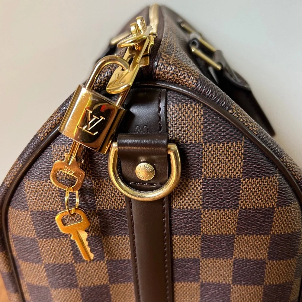 Authentic Louis Vuitton Speedy Bandoulière 30 Damier Ebene N41367 Handbag